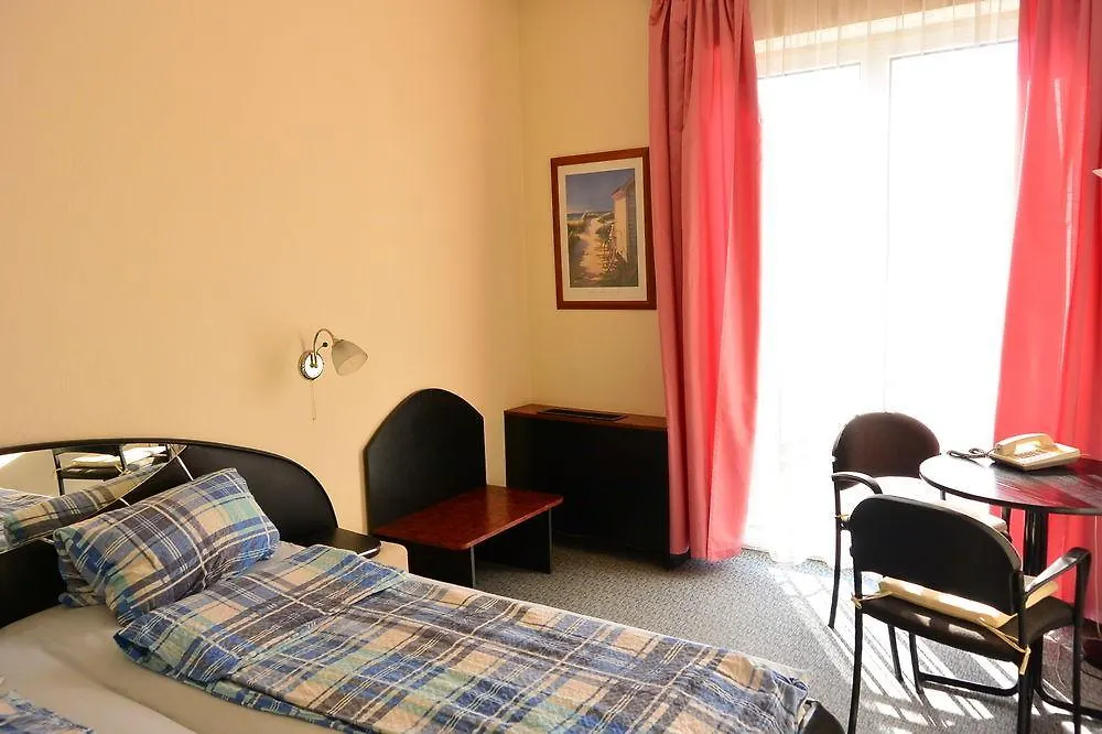 Belle Fleur Panzio Bed & Breakfast Budapest 2*,  Hungary